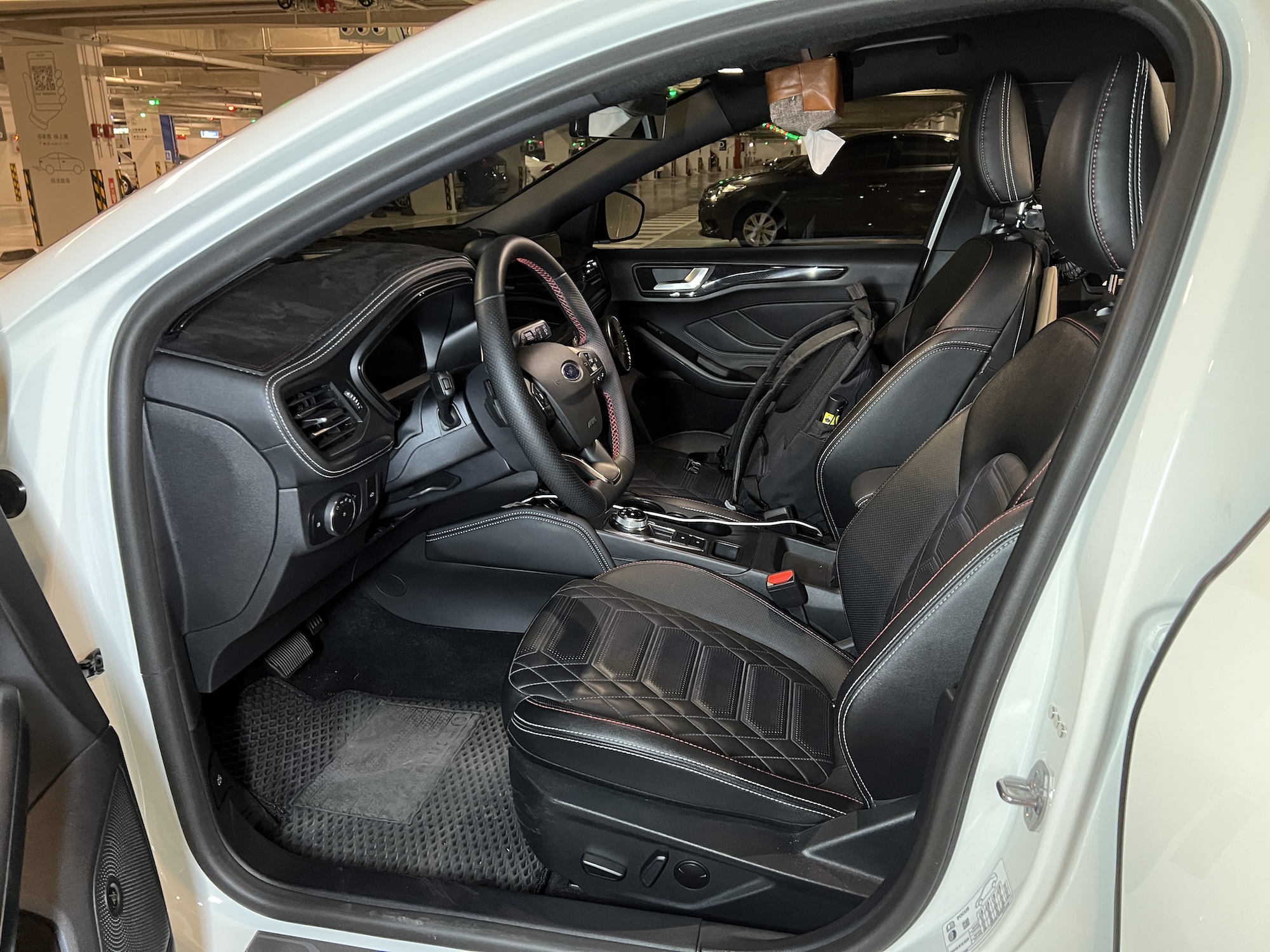 2023 Ford Focus Wagon ST-Line Vignale 車況照片 第 18 張